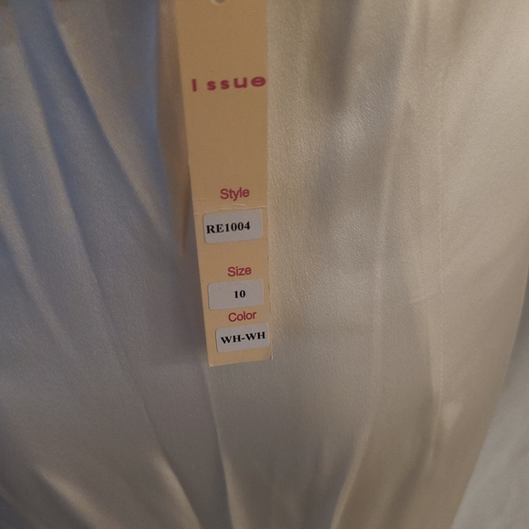 SOLD!!Issue Women's 100% Silk Embroidery Crisscross  Back Gown - Picture 7 of 11